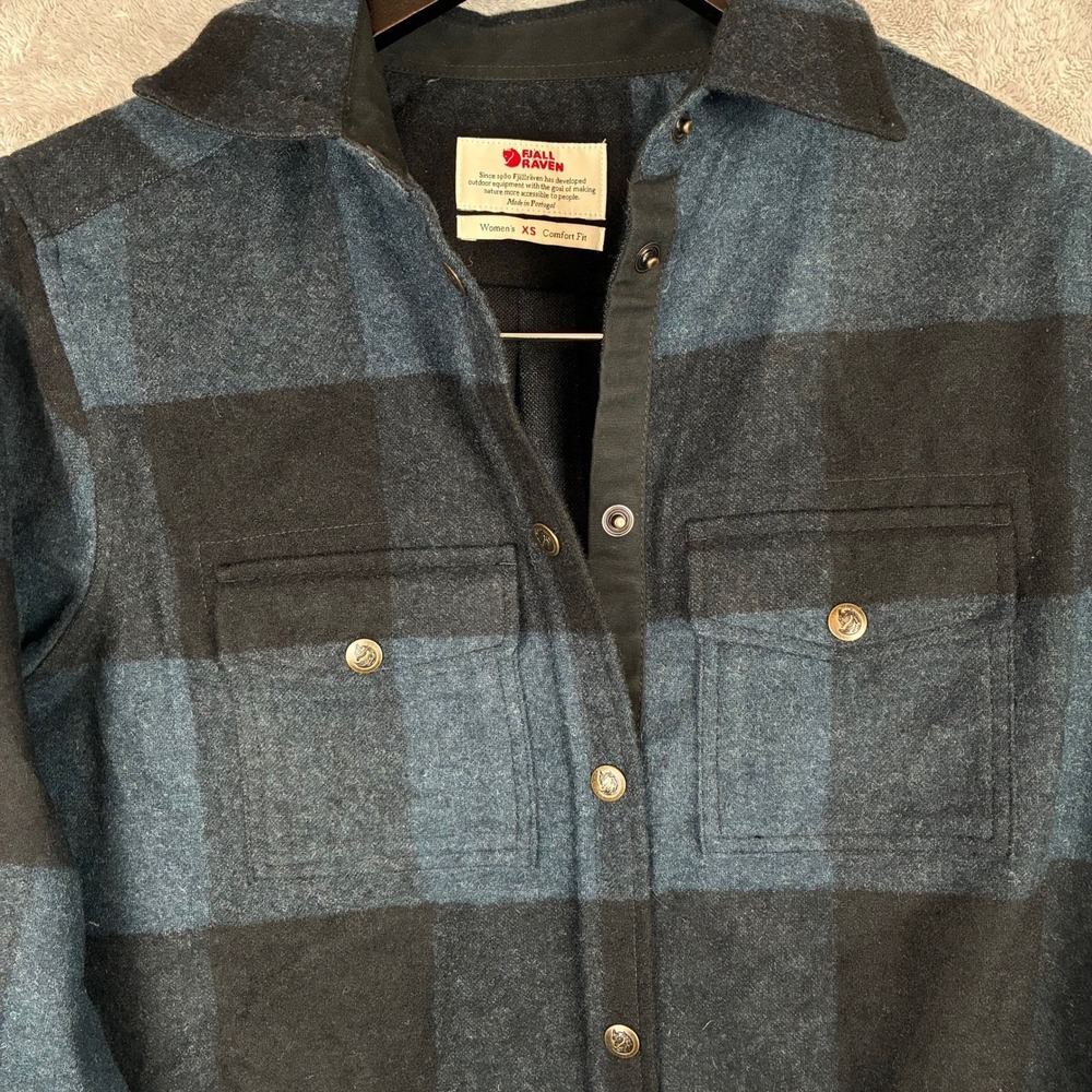 Fjallraven Canada Shirt Women XS Navy Black Plaid Wool Blend Flannel Button Up - Picture 6 of 15